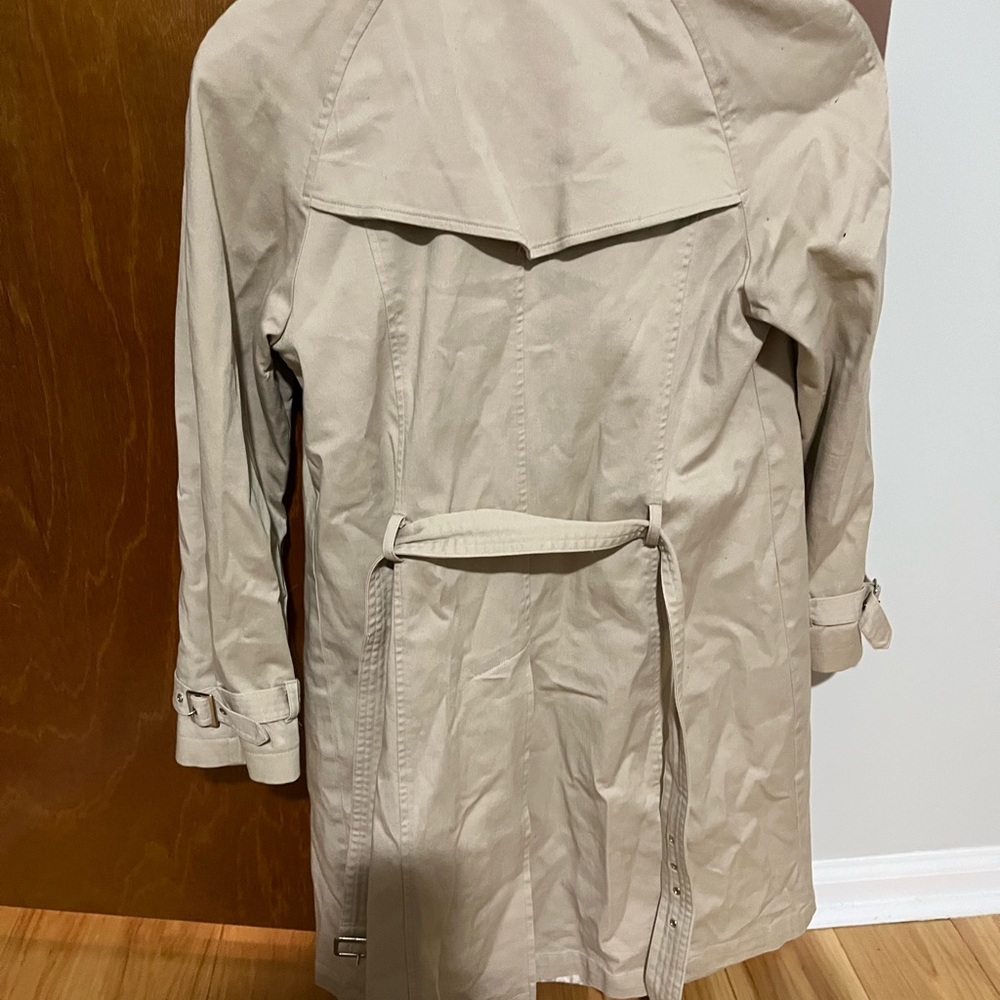Gallery tan trench coat - Picture 3 of 14